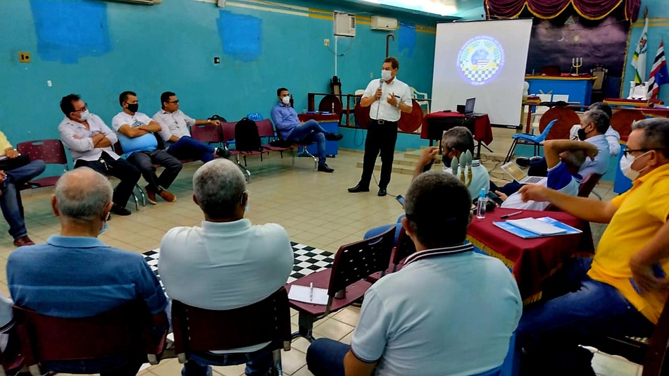 Eminente Grão-Mestre Maurício Mendes Alves (GOB-MA)